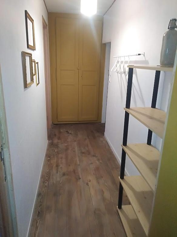 Appartement Cozy Dans Maison Privee Tauves Exteriör bild